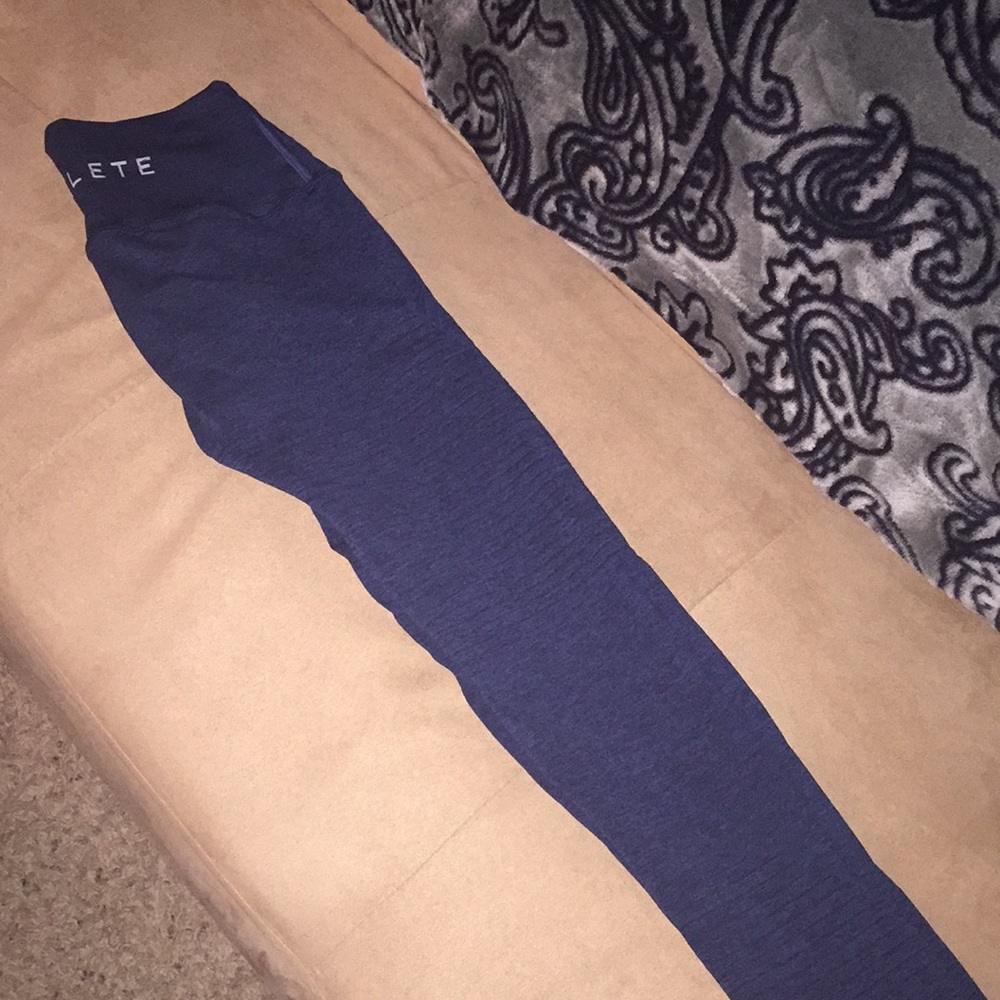 Alphalete leggings
